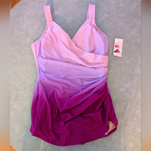 Lands End Women's SlenderSuit V-Neck Skirted One Piece NWT Size 14 D Ombre - Picture 3 of 15